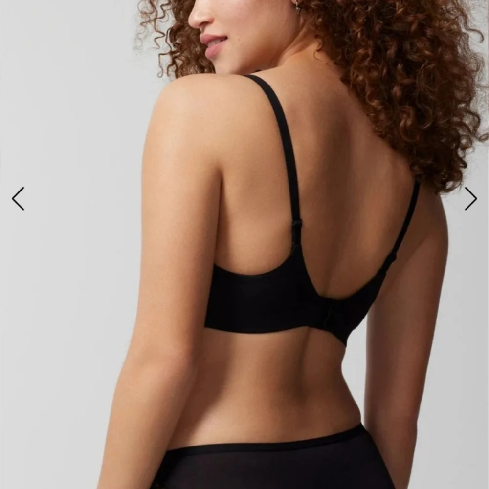 Seamless V-Neck Black Bralette - Unbranded - Picture 2 of 4